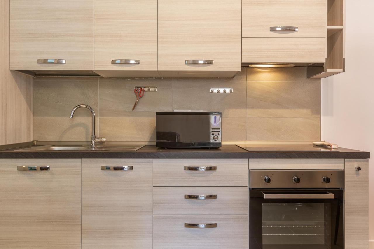 San Donato Fiere Essential Apartment W/Parking Bolonia Exterior foto