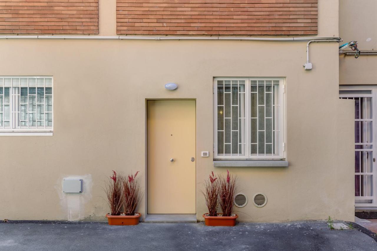 San Donato Fiere Essential Apartment W/Parking Bolonia Exterior foto