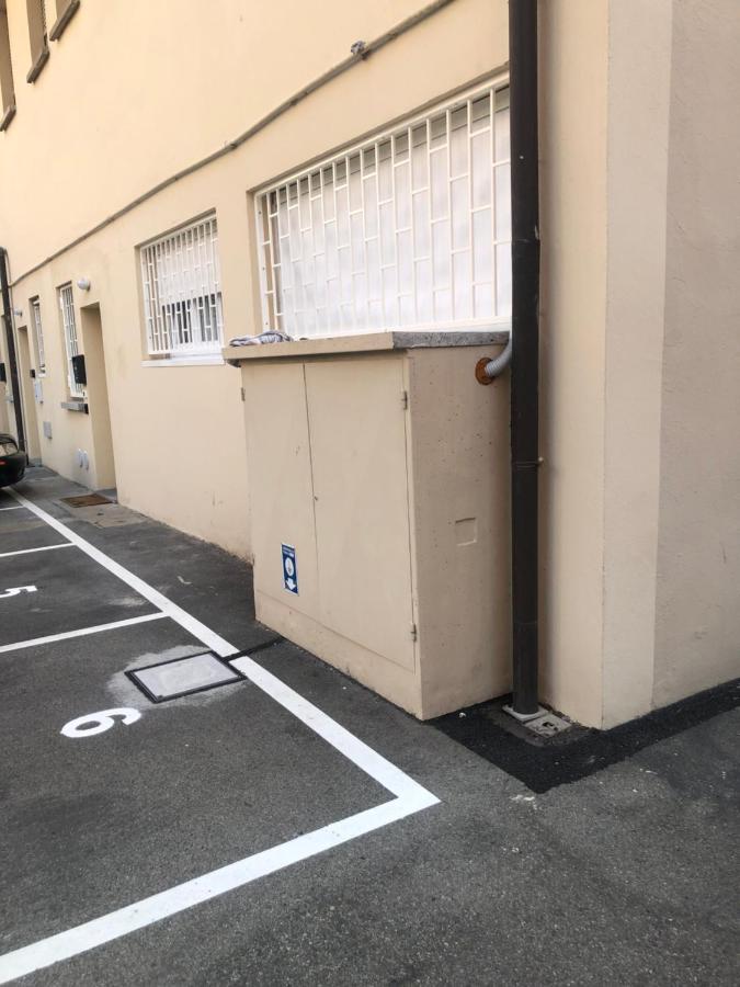 San Donato Fiere Essential Apartment W/Parking Bolonia Exterior foto